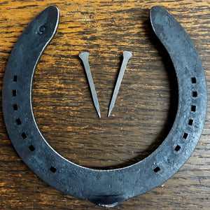 1-100 New Real Horseshoes + Horseshoe nails to fix door Wedding good luck, Craft - Farriers Equipment