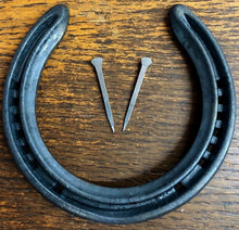 Load image into Gallery viewer, 1-100 New Real Horseshoes + Horseshoe nails to fix door Wedding good luck, Craft - Farriers Equipment