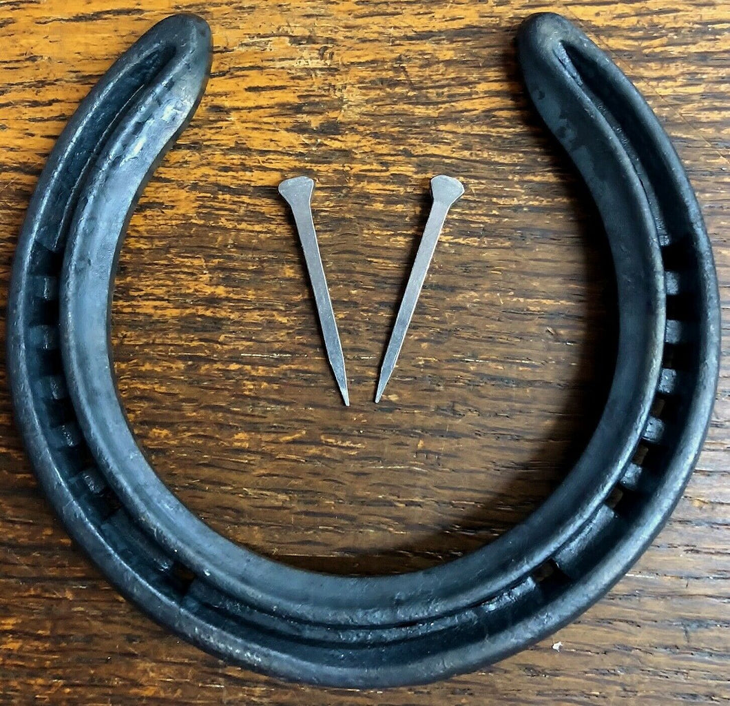 1-100 New Real Horseshoes + Horseshoe nails to fix door Wedding good luck, Craft - Farriers Equipment