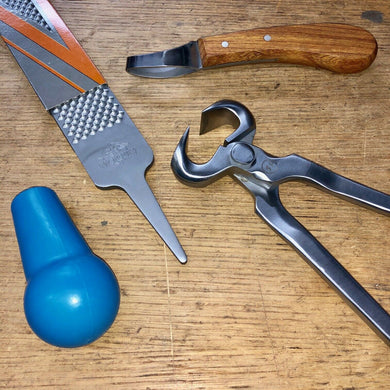 Farriers Equipment Tool Kits | Shoe Removal Kit & Hoof Trimming Kit - Farriers Equipment