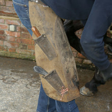 Load image into Gallery viewer, Farriers Equipment Tools | RIGHT Handed Knife Drop Blade | Hoof Trimming Equipment - Farriers Equipment