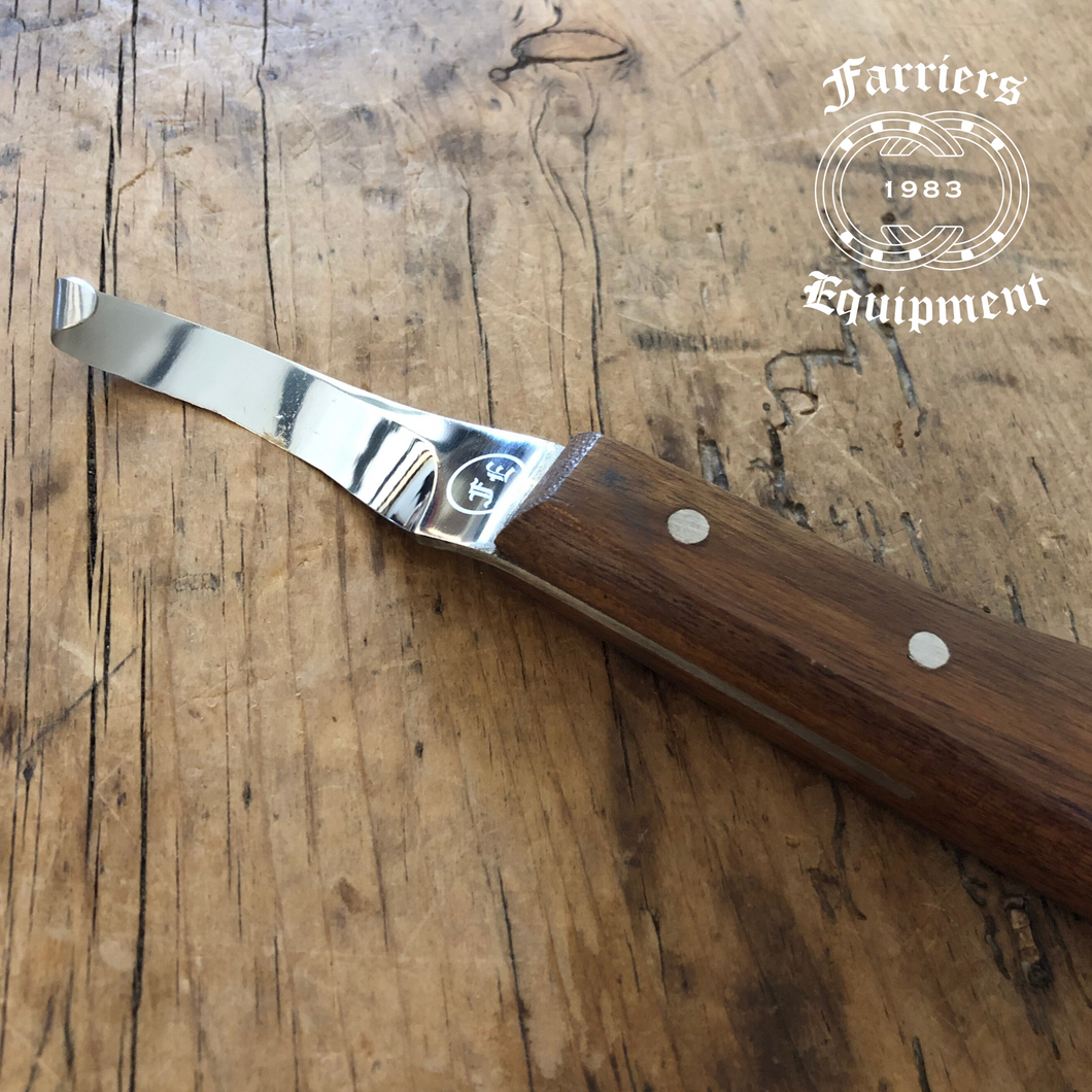 Farriers Equipment Tools | RIGHT Handed Knife Drop Blade | Hoof Trimming Equipment - Farriers Equipment