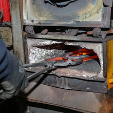 Load image into Gallery viewer, Farriers Equipment Tools | 8, 10, 12 mm Tongs | 15 to 16&quot; Long | Chrome Vanadium - Farriers Equipment